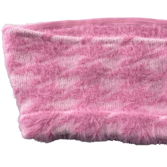 ⭐️2/$20 NWT Meshki Houndstooth Fuzzy Fluffy Pink Soft Coquette Y2K Tube Top - Picture 10 of 10